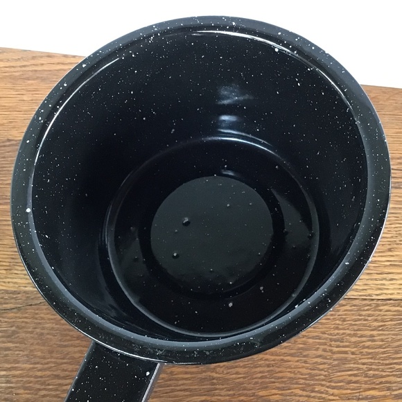 Vintage Enamelware Saucepan Black Speckled Cooking Camping Pan - Picture 13 of 13